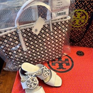 NWT TORY BURCH
GEO mini zip top tote/ crossbody